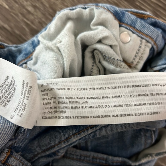 Abercrombie & Fitch Ankle Straight Ultra High Rise Blue Jeans Size 26 2 Short - Picture 8 of 11